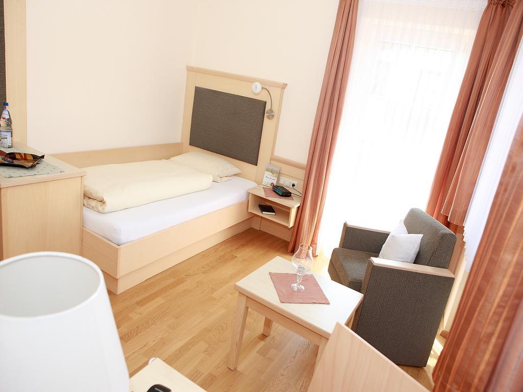 Wellness- Und Wohlfuehlhotel Waldeck ボーデンマイス 部屋 写真