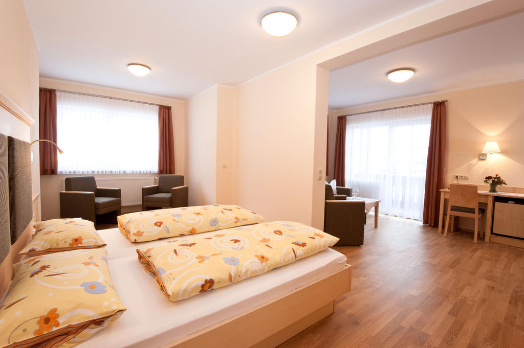 Wellness- Und Wohlfuehlhotel Waldeck ボーデンマイス エクステリア 写真