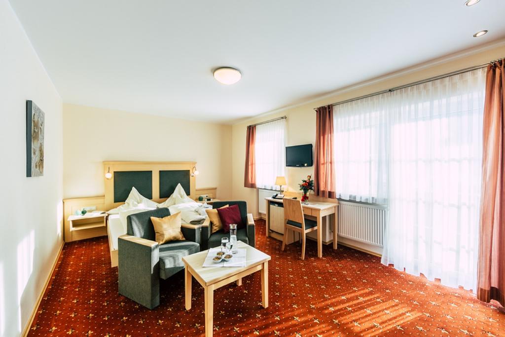 Wellness- Und Wohlfuehlhotel Waldeck ボーデンマイス エクステリア 写真