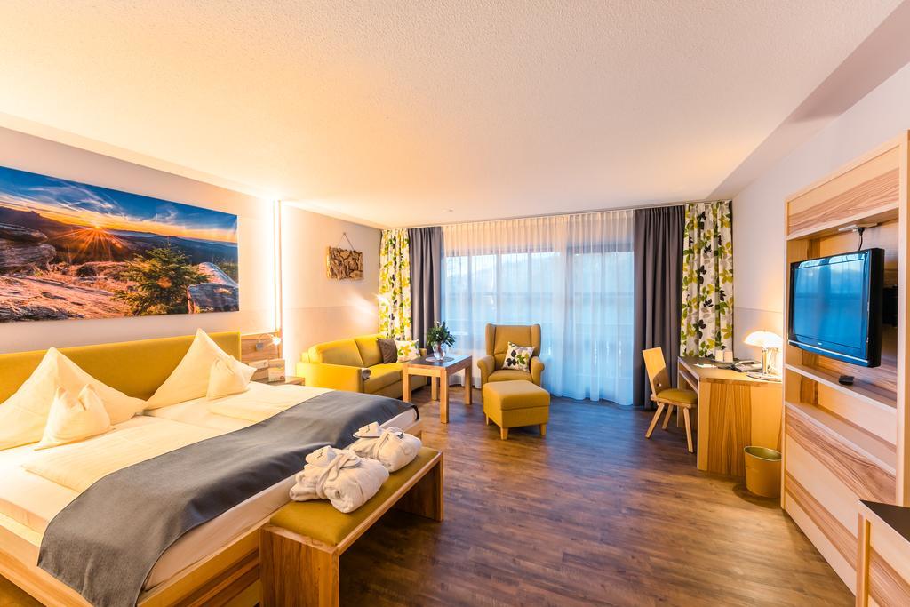 Wellness- Und Wohlfuehlhotel Waldeck ボーデンマイス エクステリア 写真